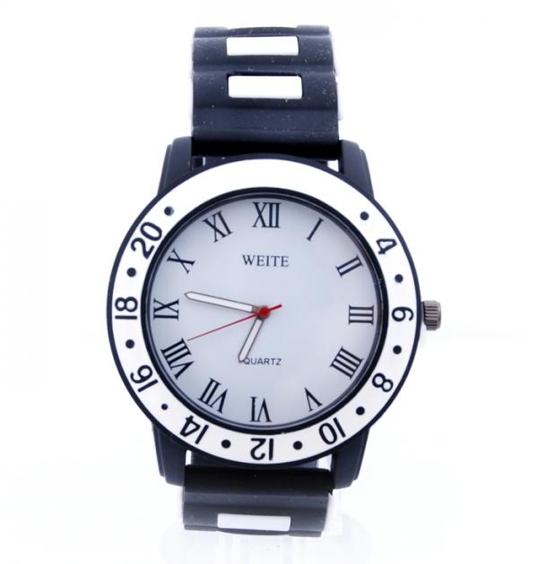 Черен часовник с бял кант